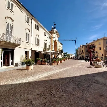 In Pieno Centro Storico Ca Mari E Casa Elena * Moncalvo