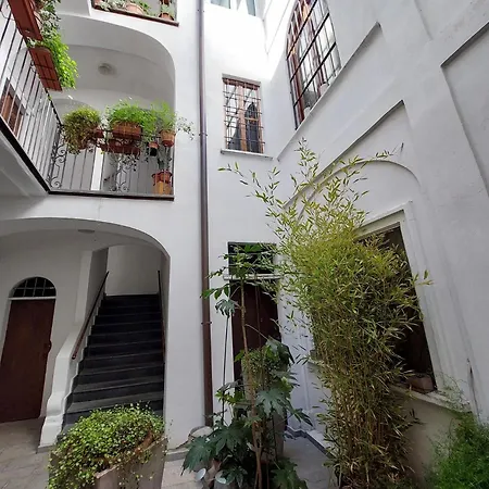 In Pieno Centro Storico Ca Mari E Casa Elena